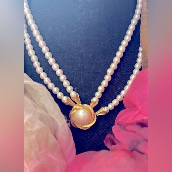 Vintage Richelieu Faux Pearl Rhinestone Necklace 18 inches - Picture 2 of 9